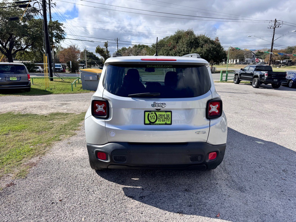 2016 Jeep Renegade Image 6