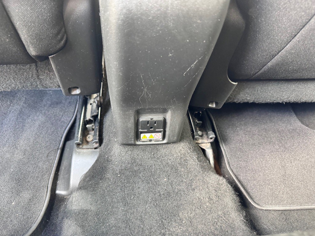 2016 Jeep Renegade Image 25