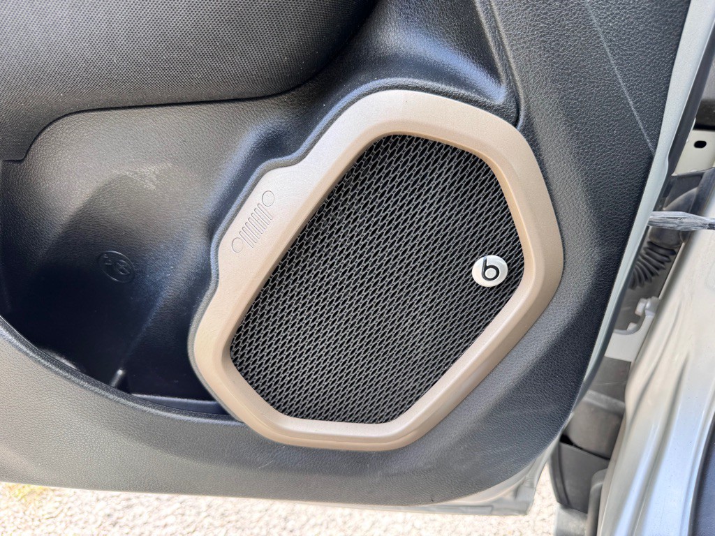 2016 Jeep Renegade Image 26