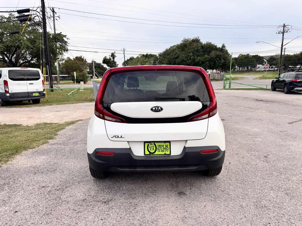 2020 Kia Soul Image 5