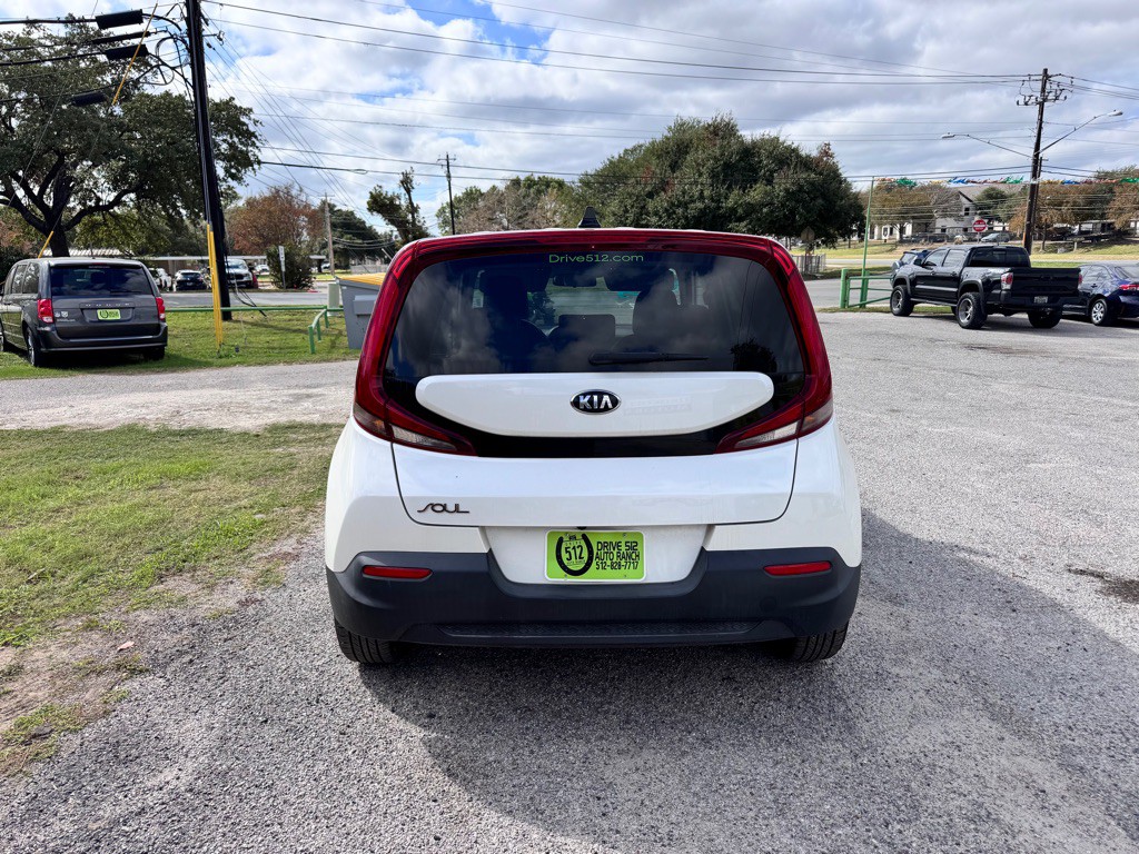 2020 Kia Soul Image 5