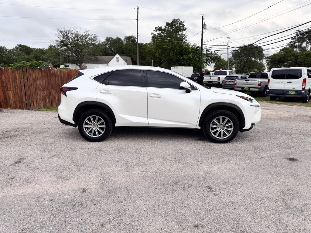 2017 Lexus NX Image 3