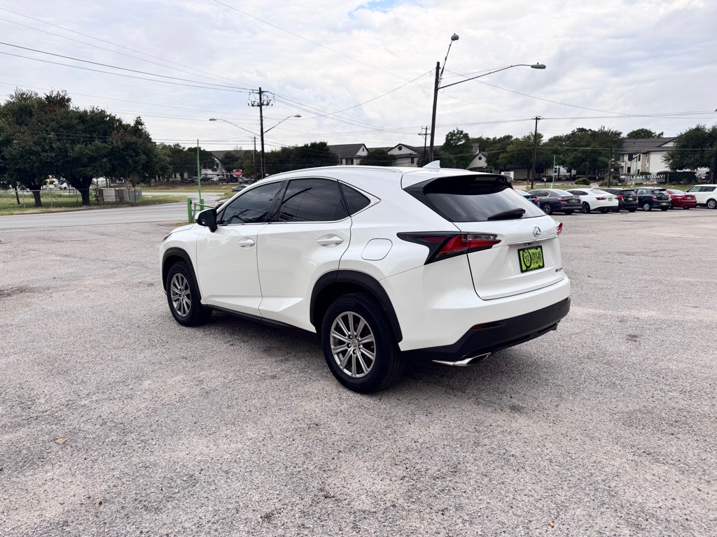 2017 Lexus NX Image 6
