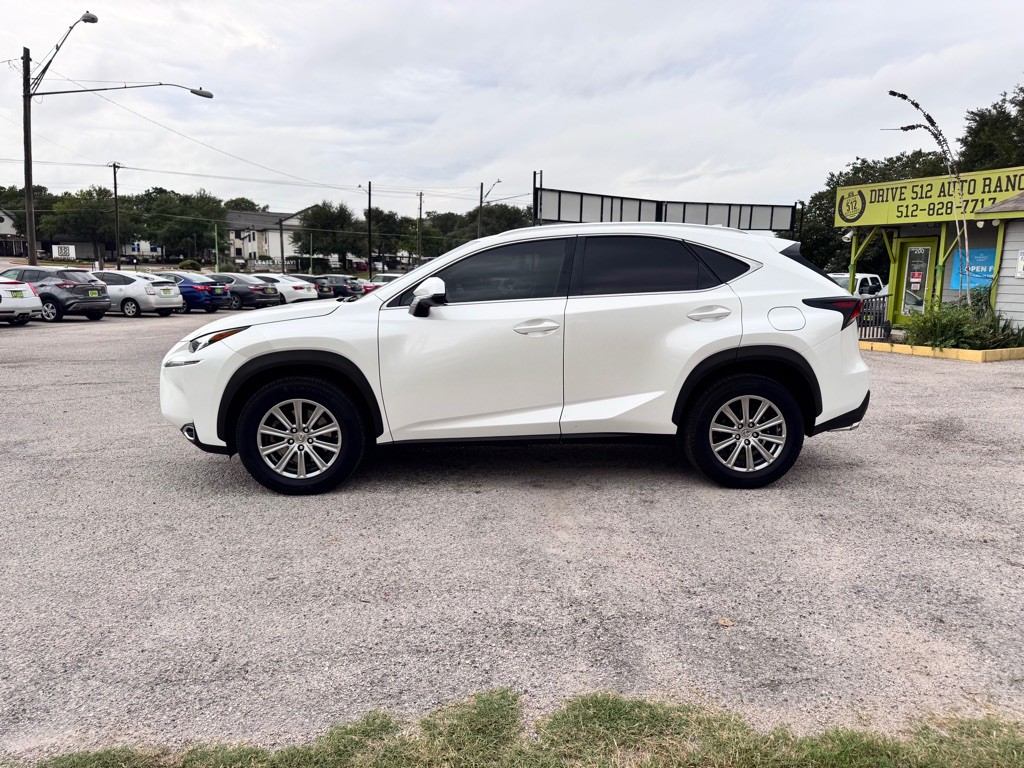 2017 Lexus NX Image 7