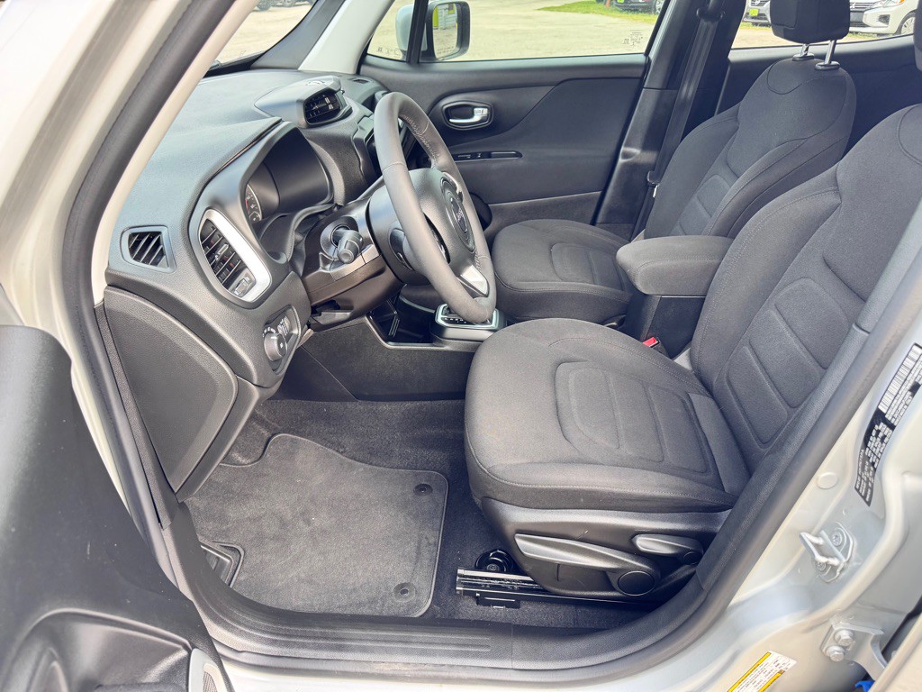 2018 Jeep Renegade Image 11