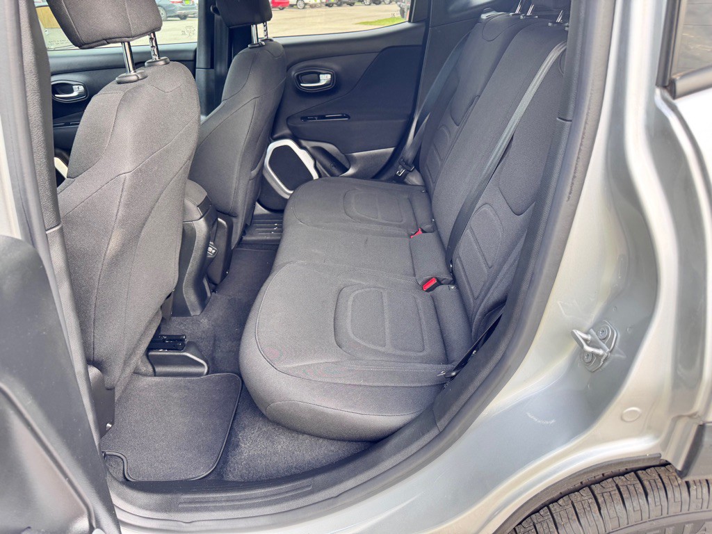 2018 Jeep Renegade Image 13