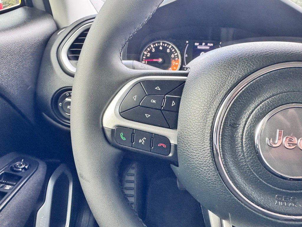 2018 Jeep Renegade Image 21