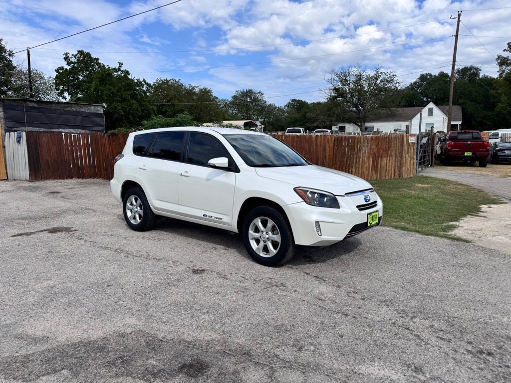 2013 Toyota Rav4 Image 2