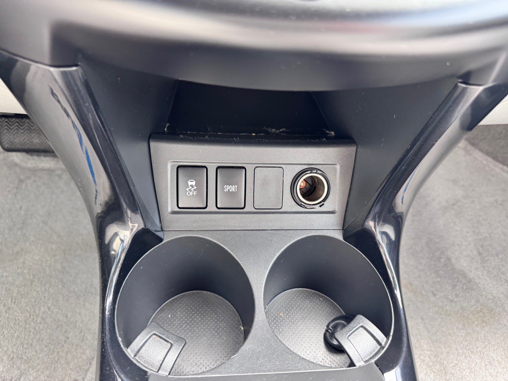 2013 Toyota Rav4 Image 25