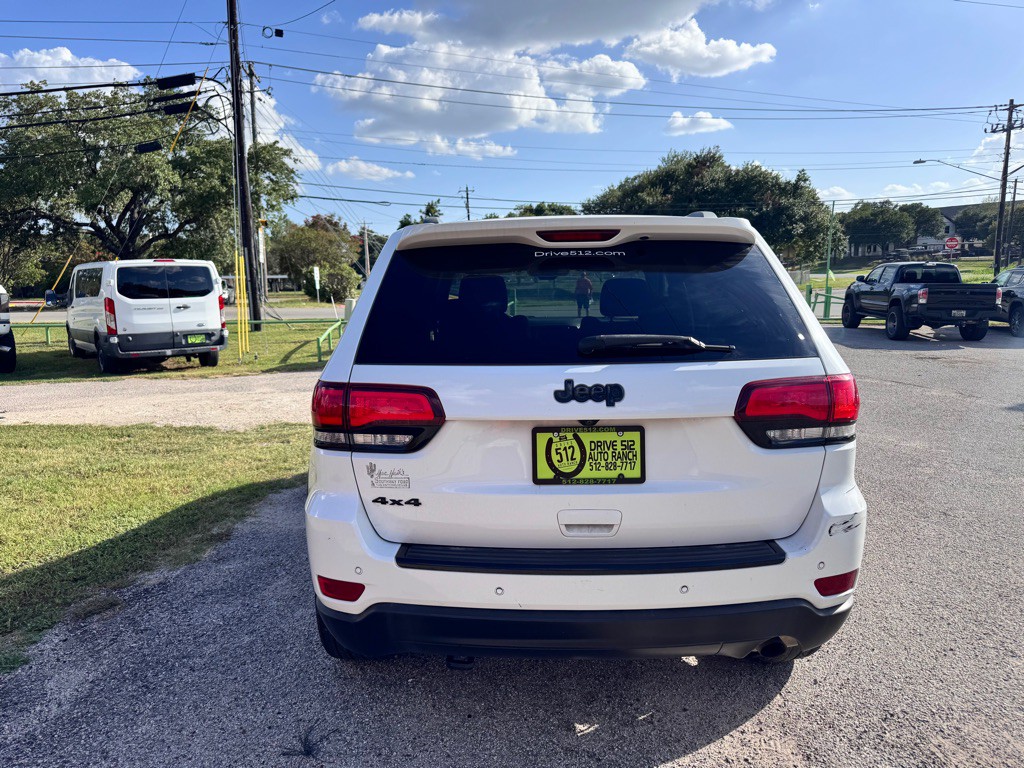 2018 Jeep Grand Cherokee Image 4
