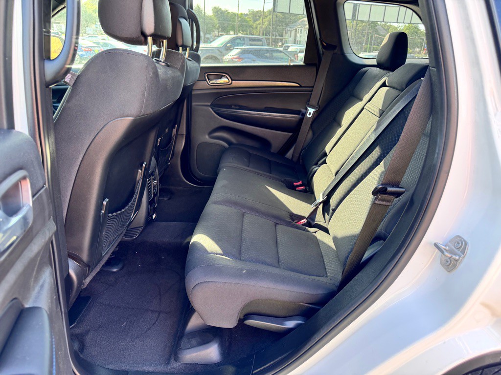 2018 Jeep Grand Cherokee Image 12