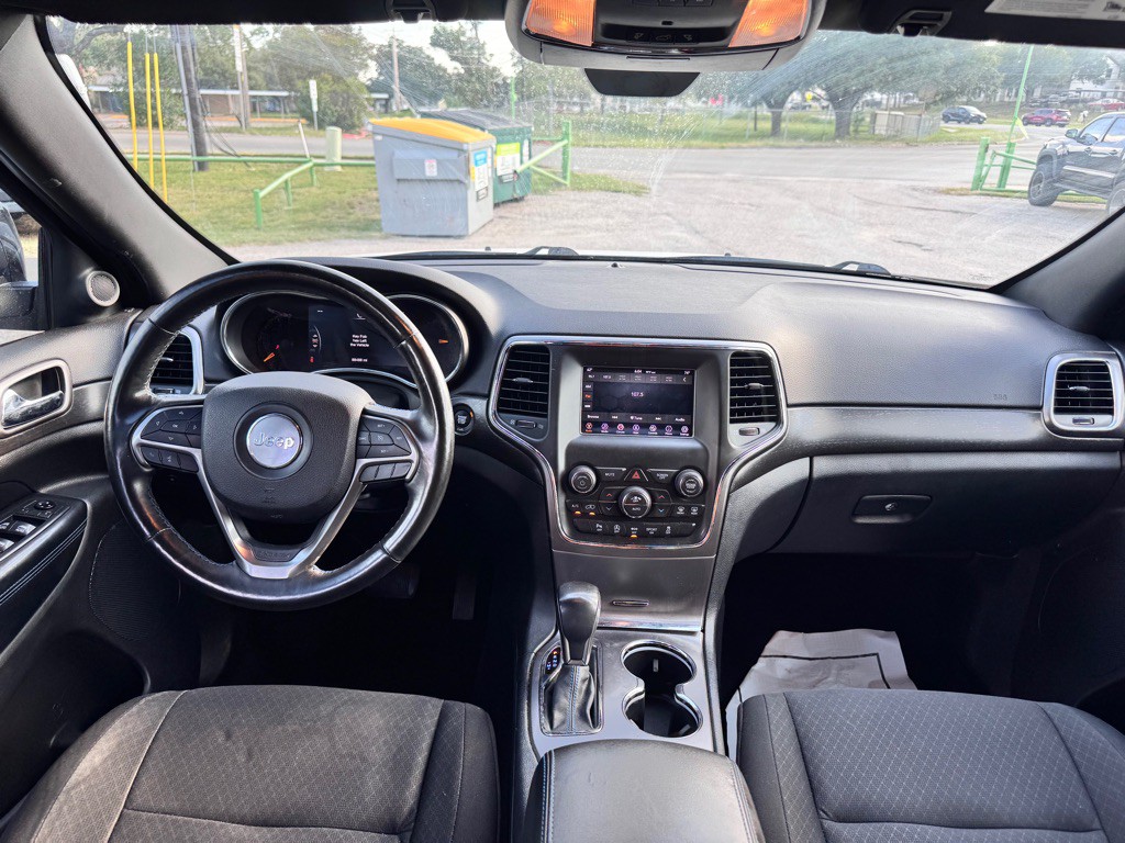 2018 Jeep Grand Cherokee Image 17