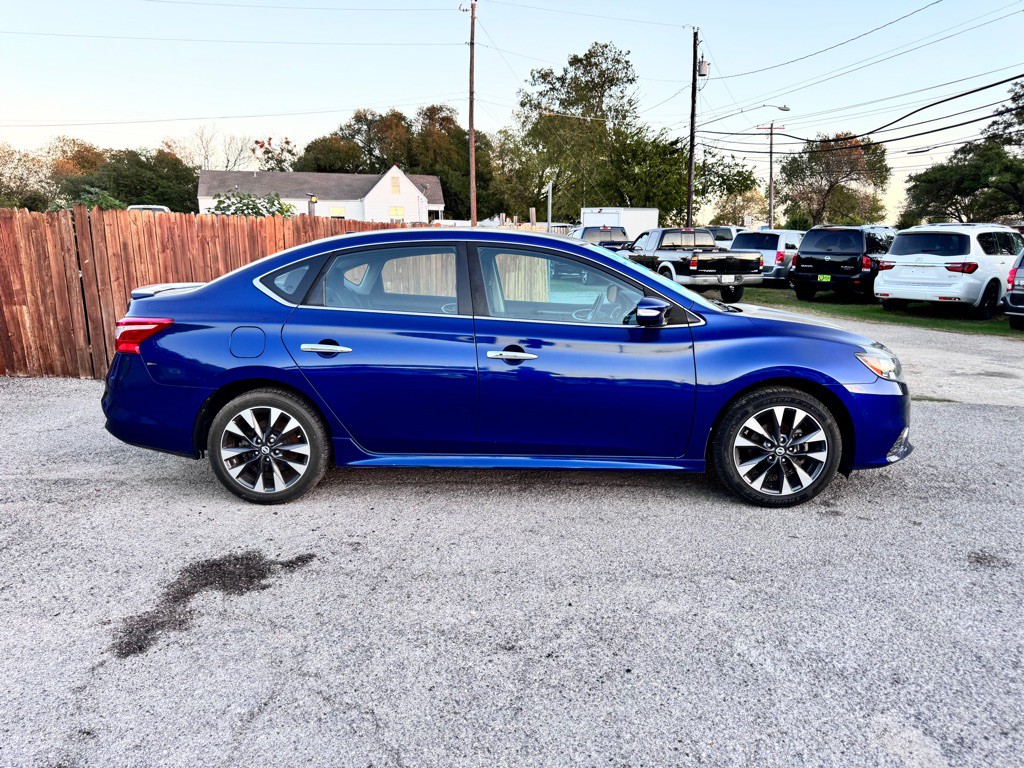 2017 Nissan Sentra Image 3