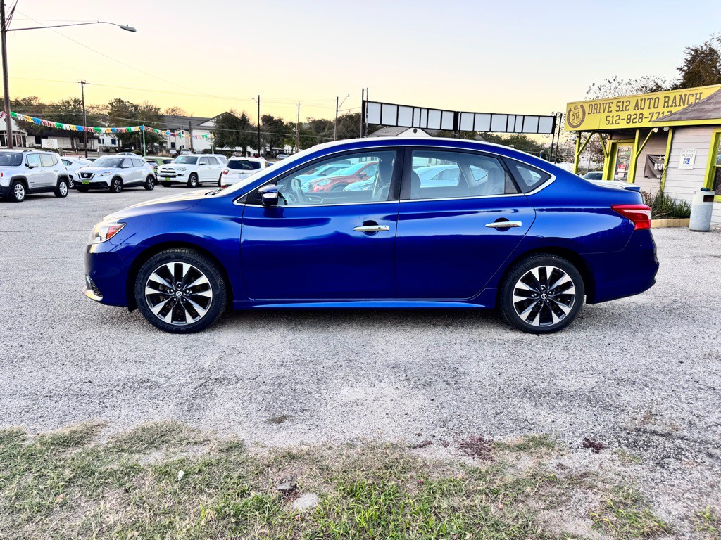 2017 Nissan Sentra Image 7
