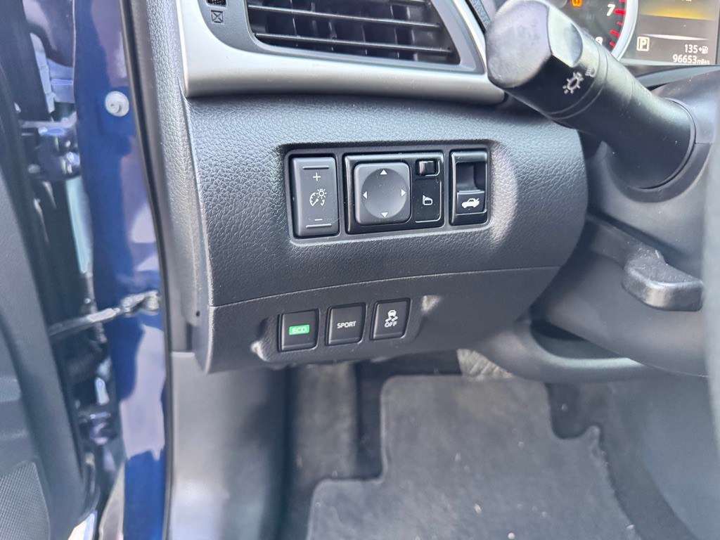 2017 Nissan Sentra Image 23