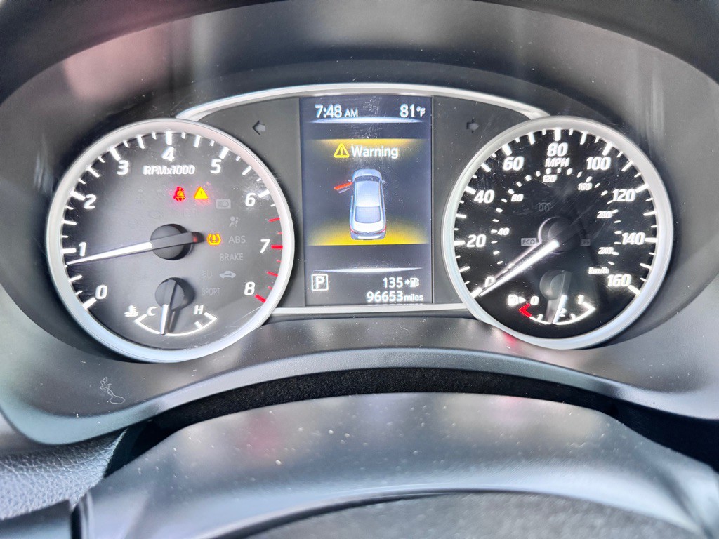 2017 Nissan Sentra Image 28