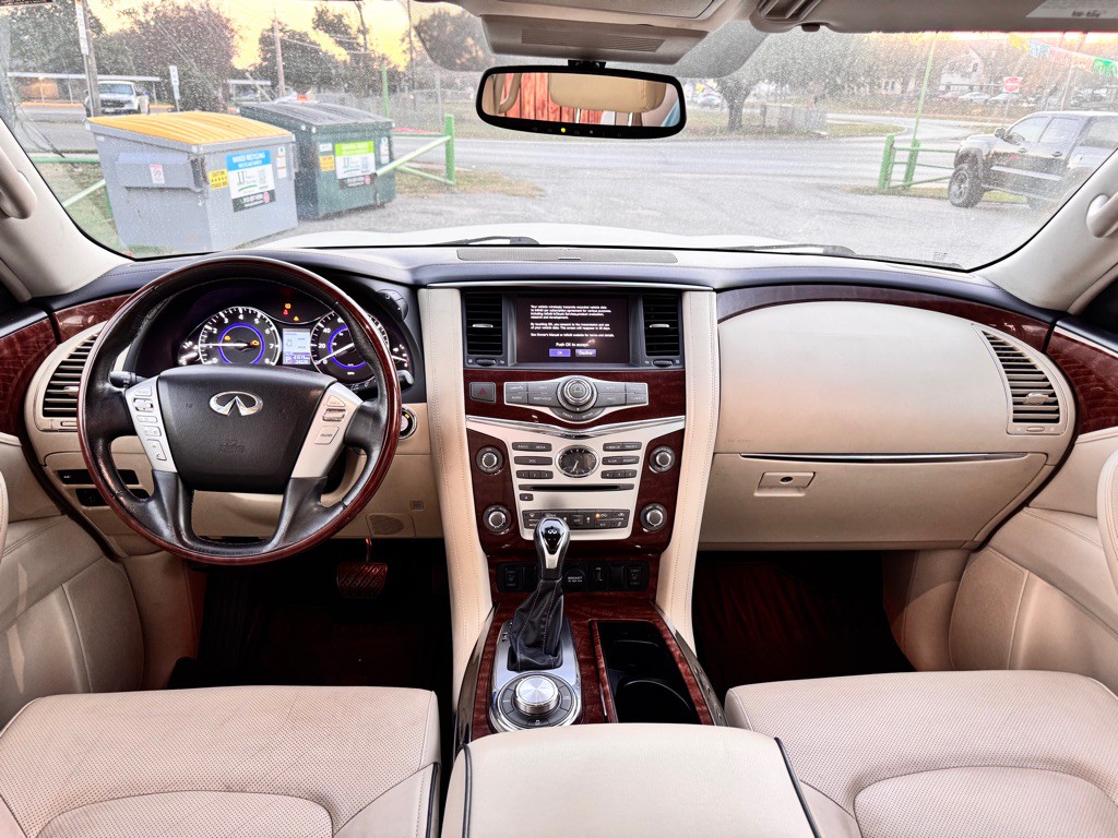 2019 INFINITI QX80 Image 19