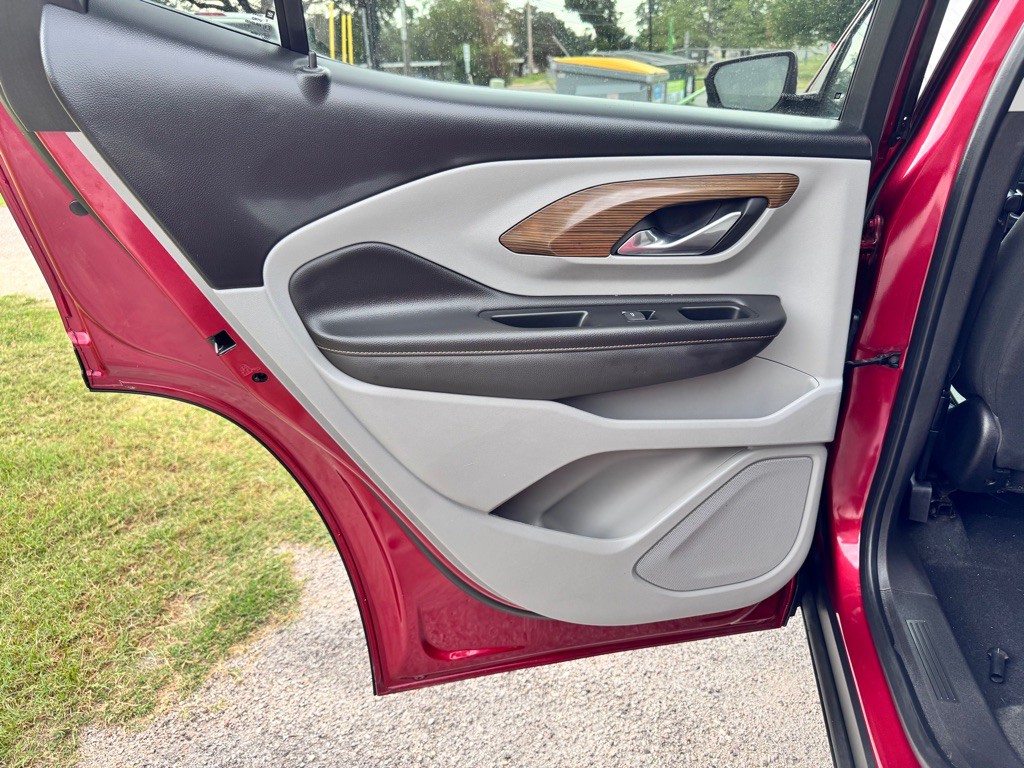2018 GMC Terrain Image 12