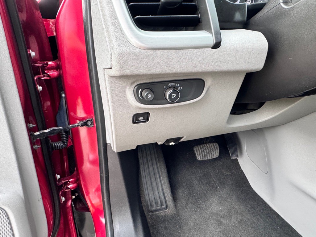2018 GMC Terrain Image 28