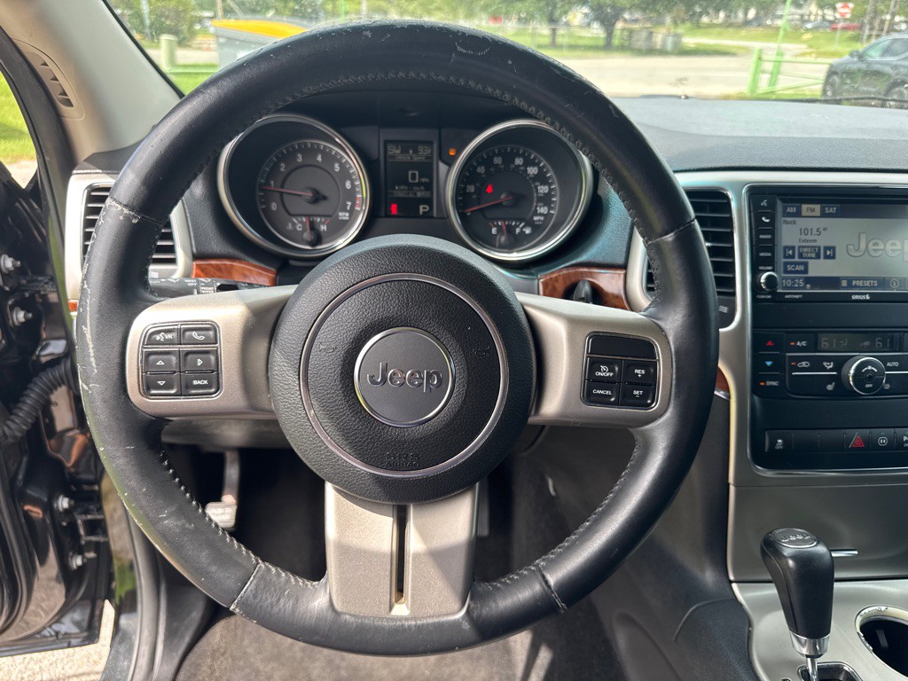 2012 Jeep Grand Cherokee Image 22