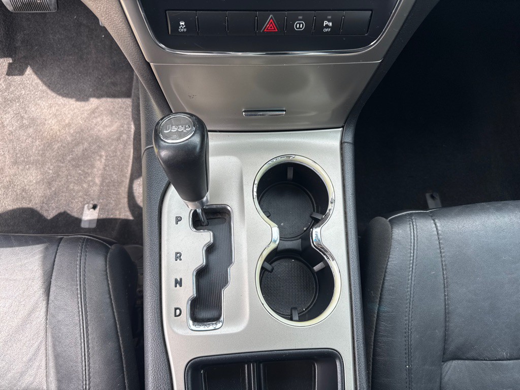 2012 Jeep Grand Cherokee Image 26