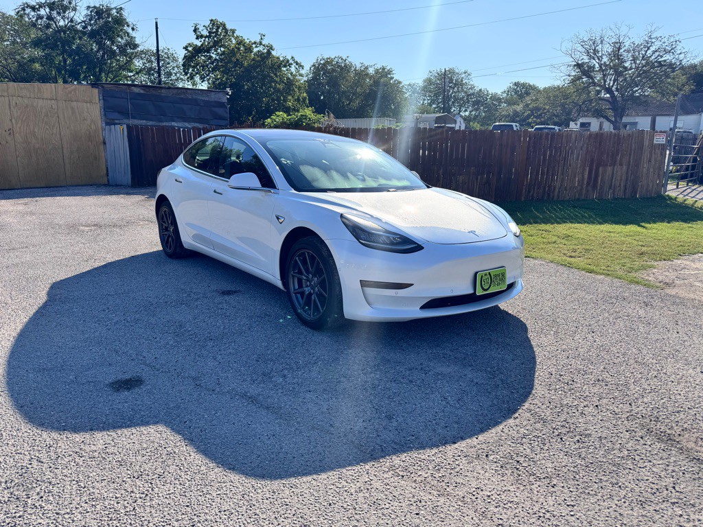 2017 Tesla Model 3 Image 1
