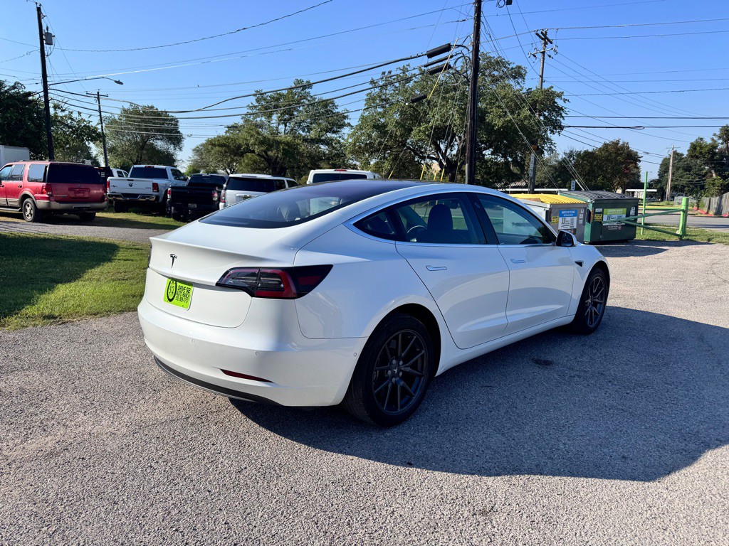 2017 Tesla Model 3 Image 3