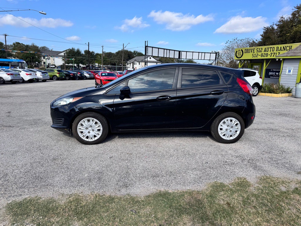 2015 Ford Fiesta Image 8