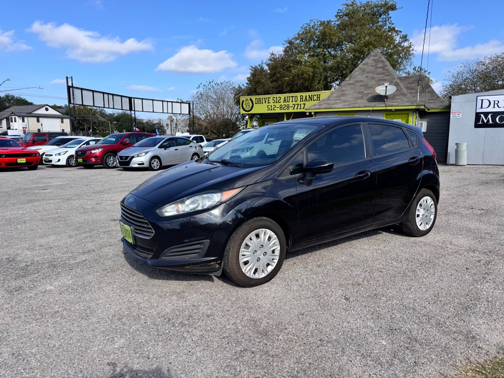 2015 Ford Fiesta Image 9