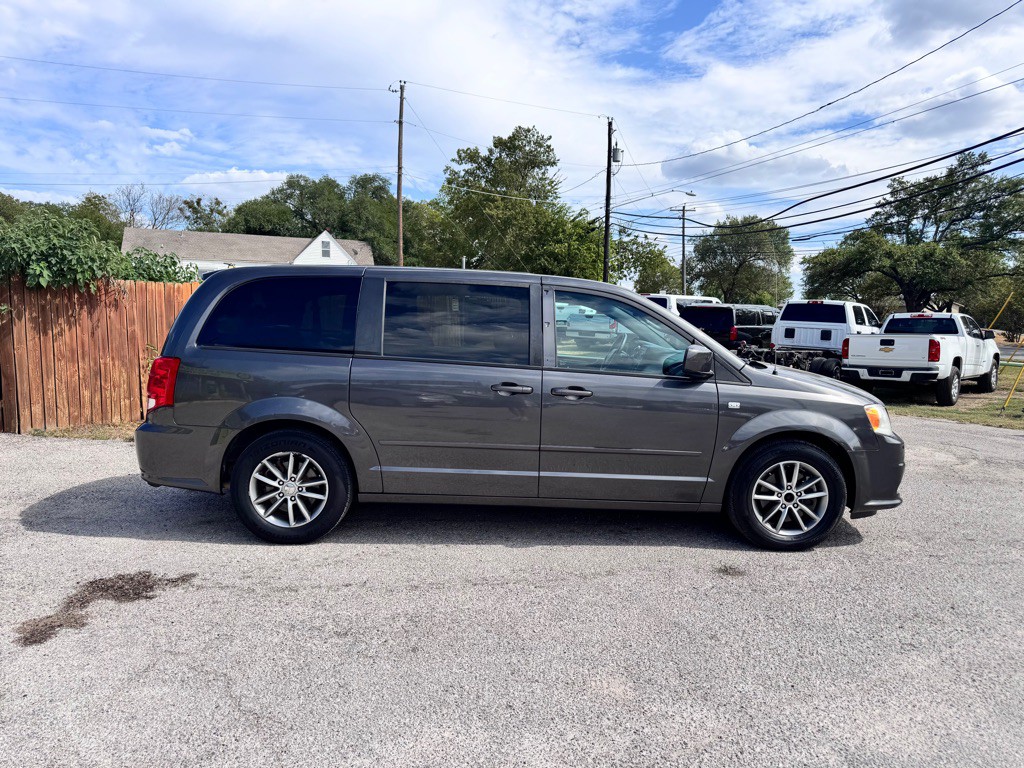 2014 Dodge Grand Caravan Image 4