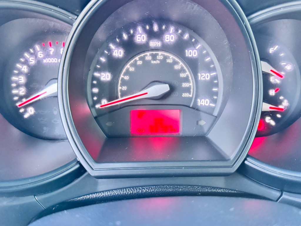 2015 Kia Rio Image 26