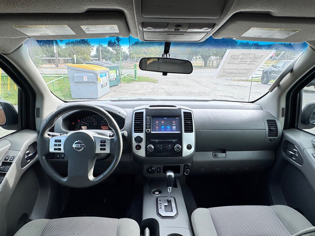 2021 Nissan Frontier Image 19