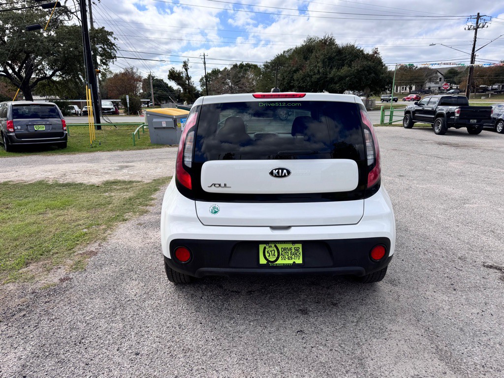 2017 Kia Soul Image 7