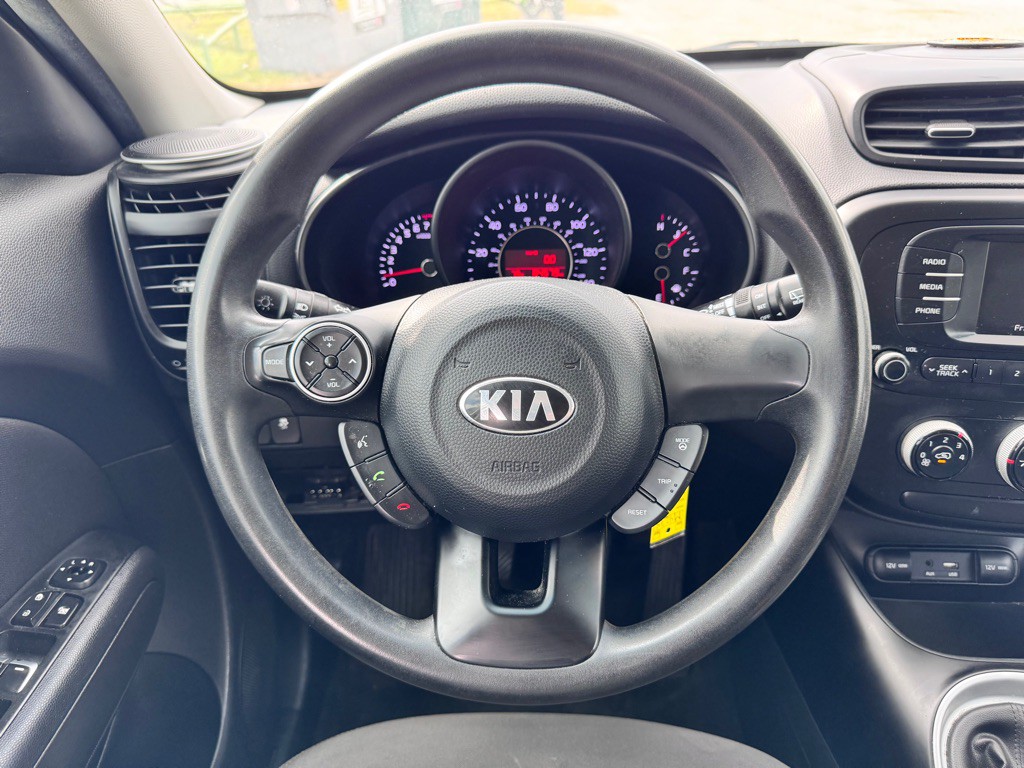 2017 Kia Soul Image 21