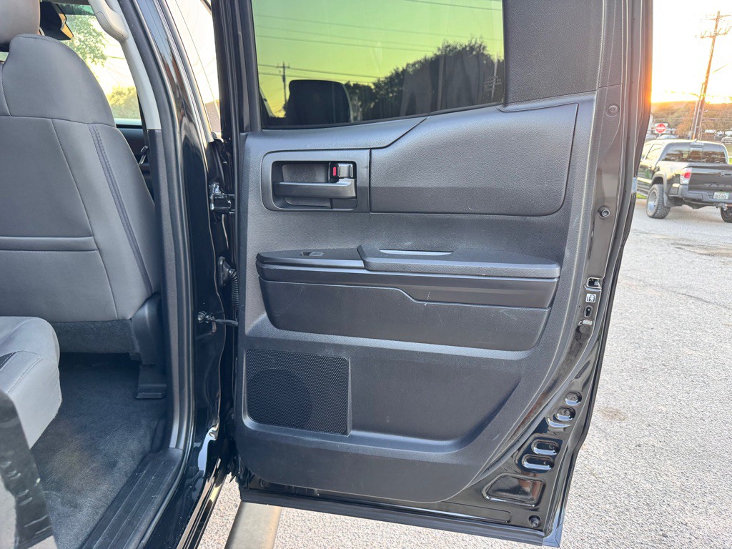 2019 Toyota Tundra Image 16