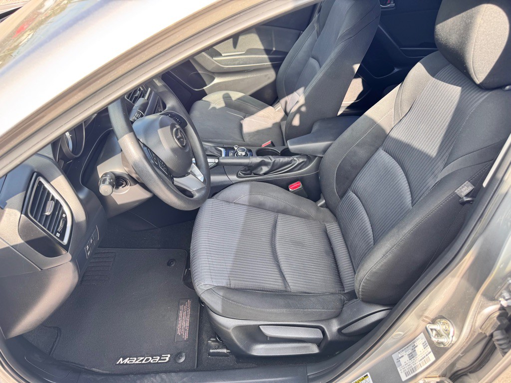2016 Mazda Mazda3 Image 12