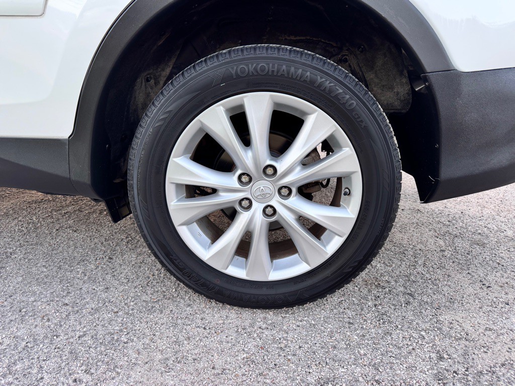 2013 Toyota Rav4 Image 30