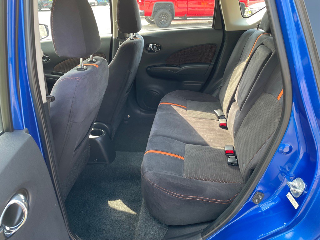 2015 Nissan Versa Image 13