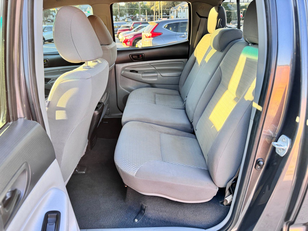 2012 Toyota Tacoma Image 13