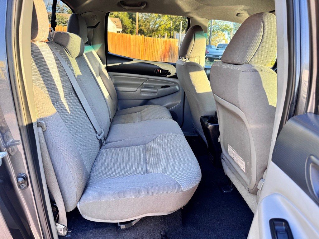 2012 Toyota Tacoma Image 15