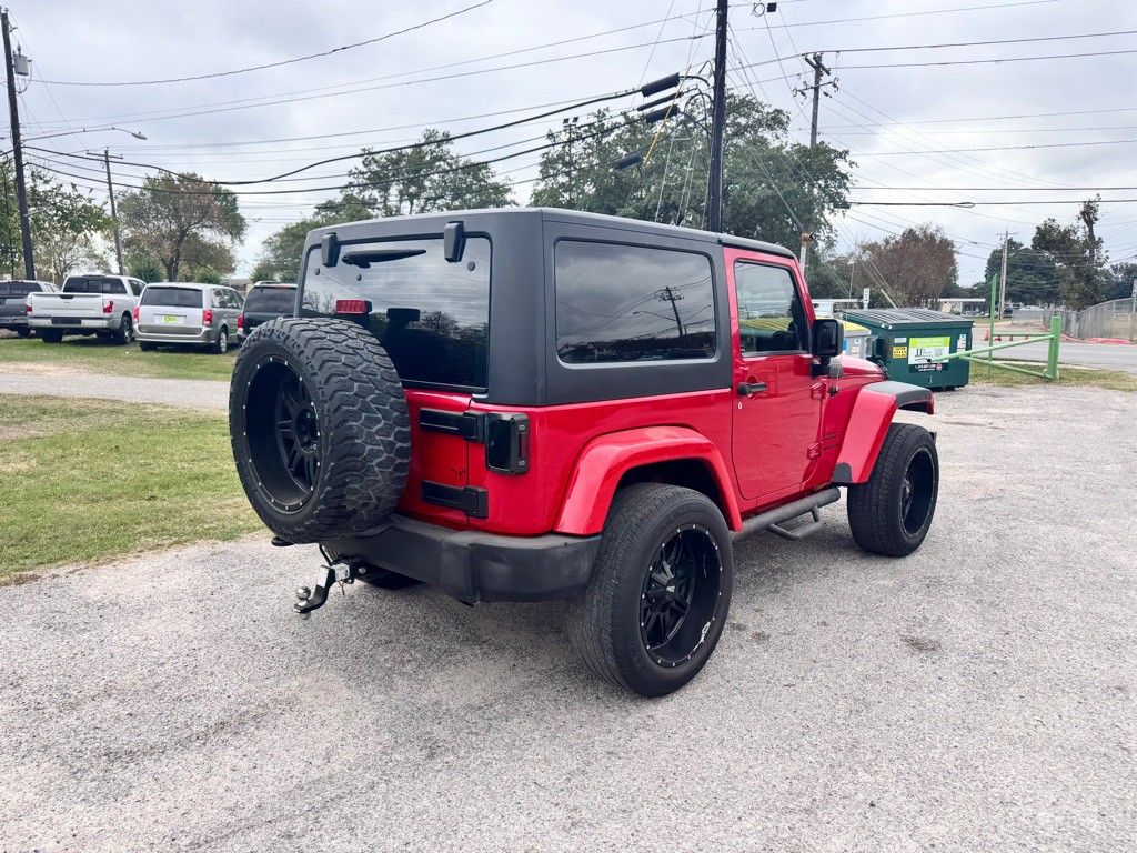 2013 Jeep Wrangler Image 7
