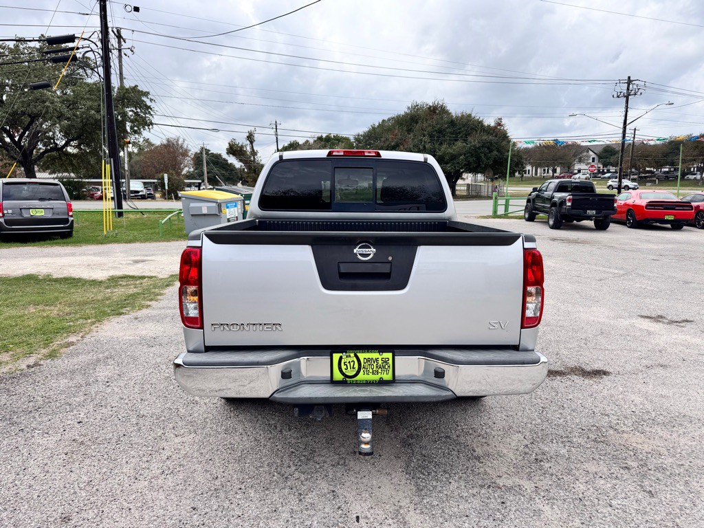 2016 Nissan Frontier Image 5