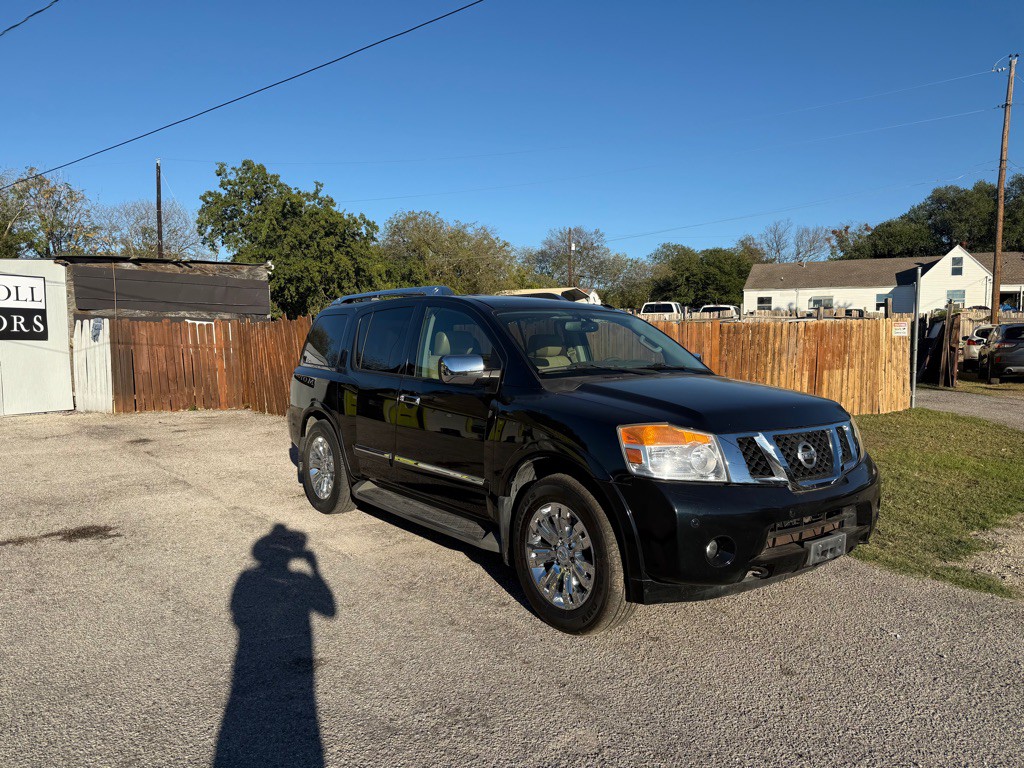 2015 Nissan Armada Image 1
