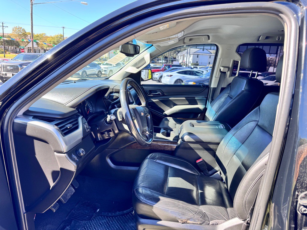 2019 Chevrolet Suburban Image 11