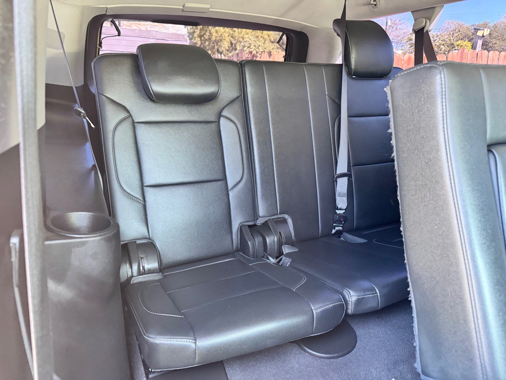 2019 Chevrolet Suburban Image 18