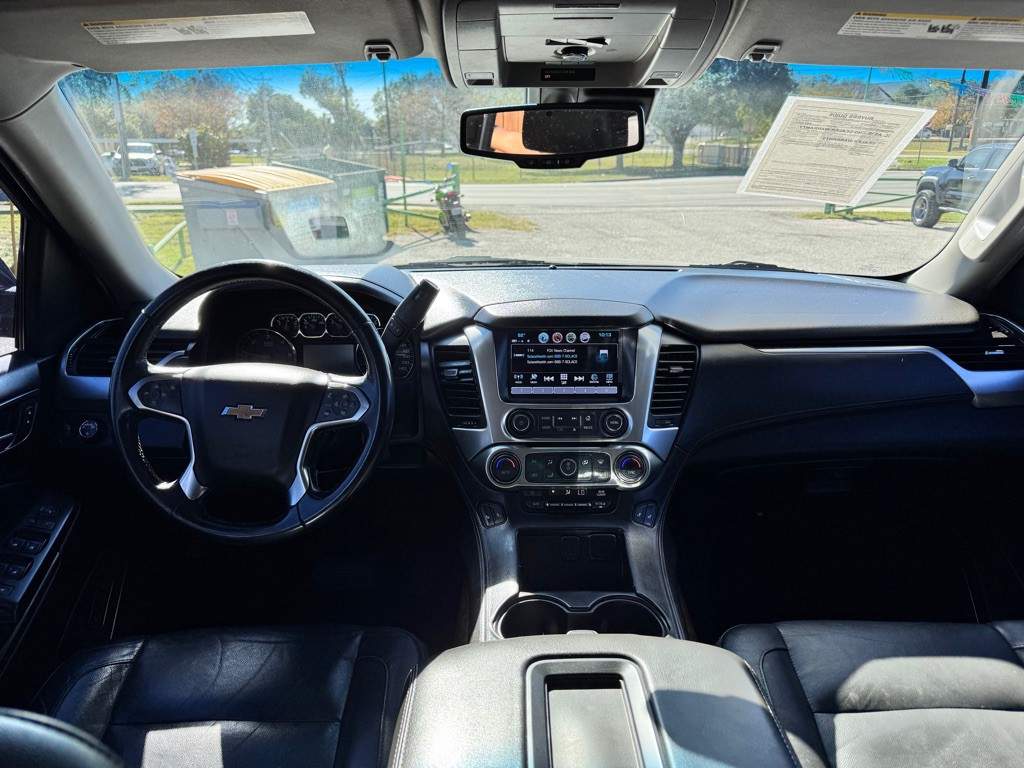 2019 Chevrolet Suburban Image 21