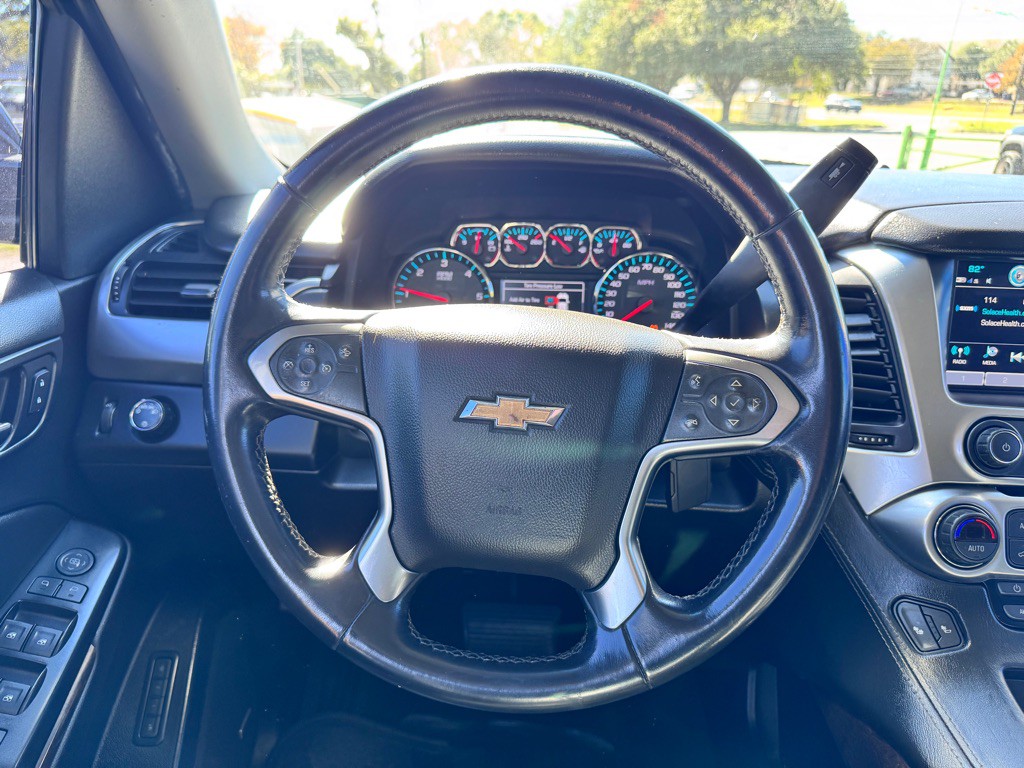 2019 Chevrolet Suburban Image 22