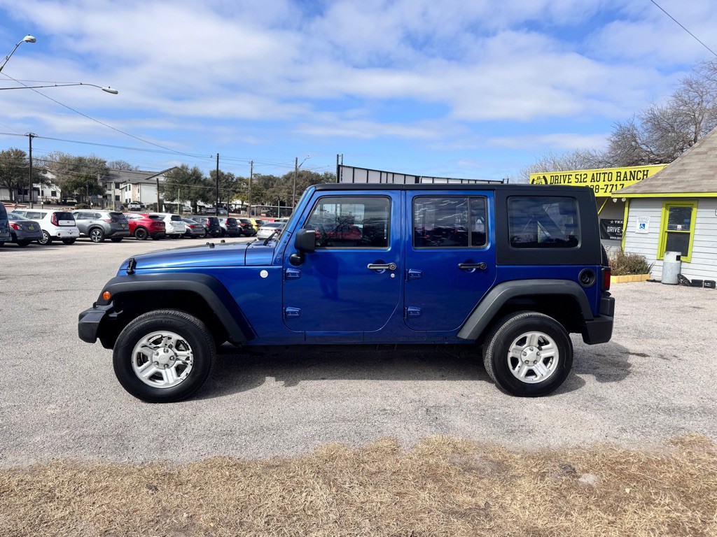 2010 Jeep Wrangler Unlimited Image 7