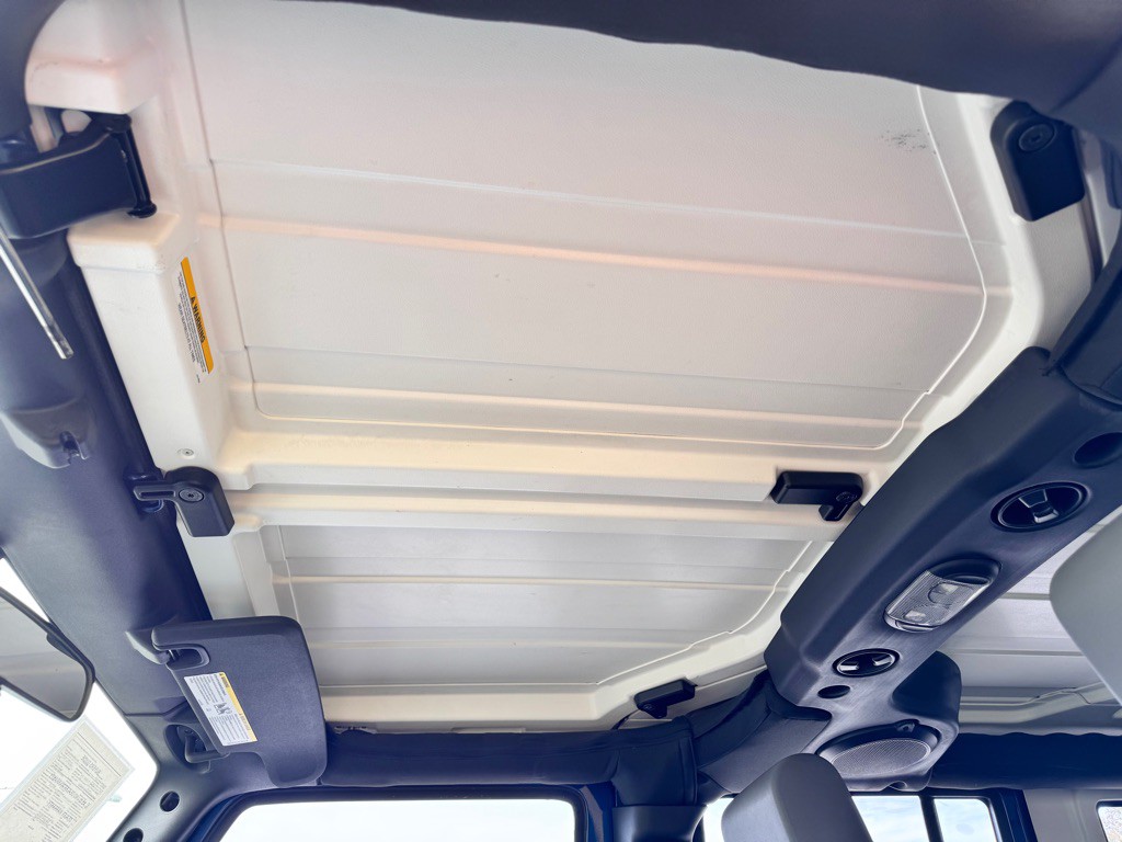 2010 Jeep Wrangler Unlimited Image 22