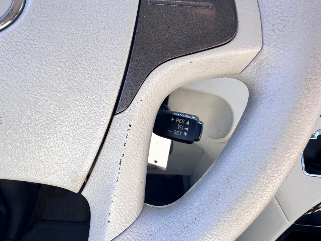 2014 Toyota Sienna Image 21